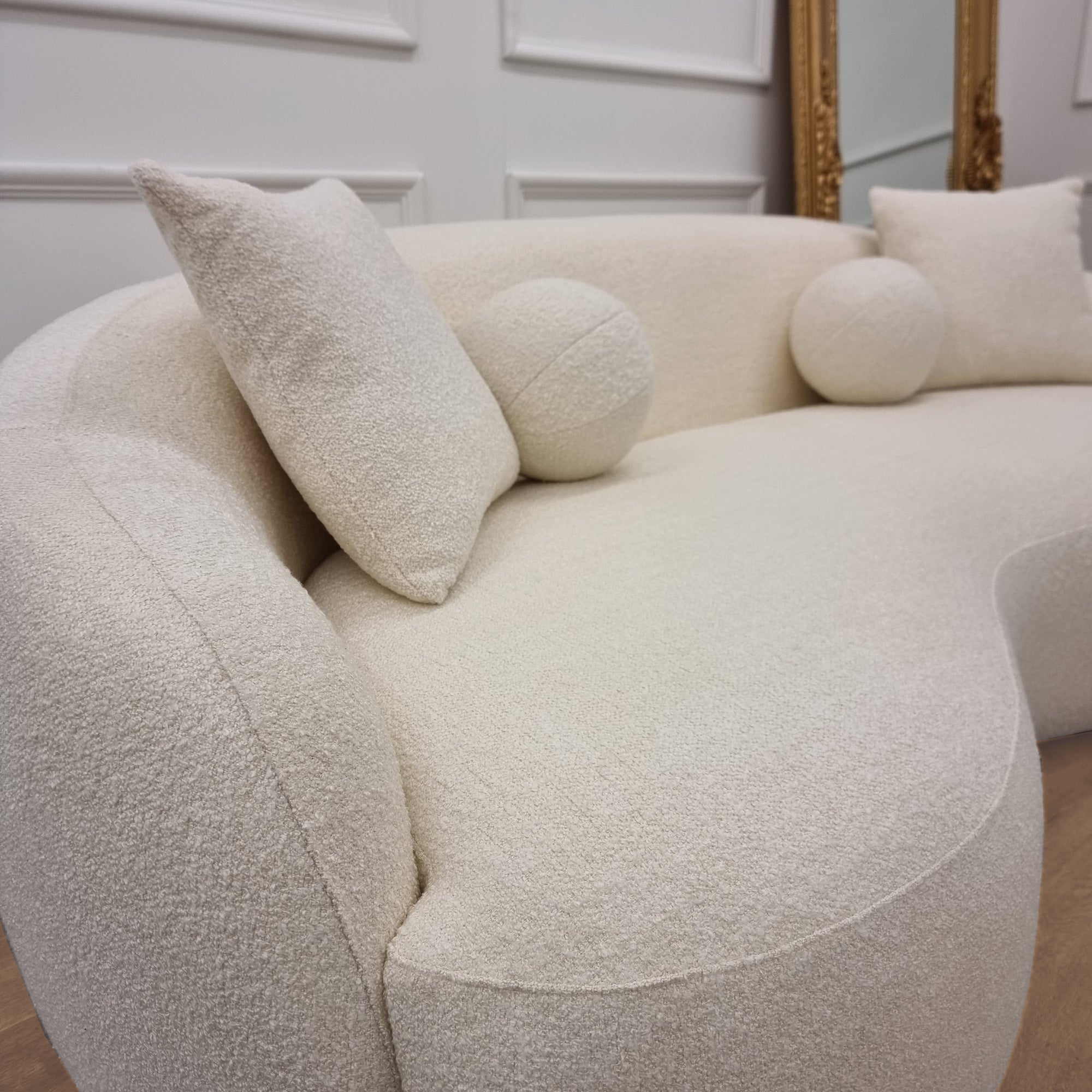 The Wave Boucle Sofa - Ivory